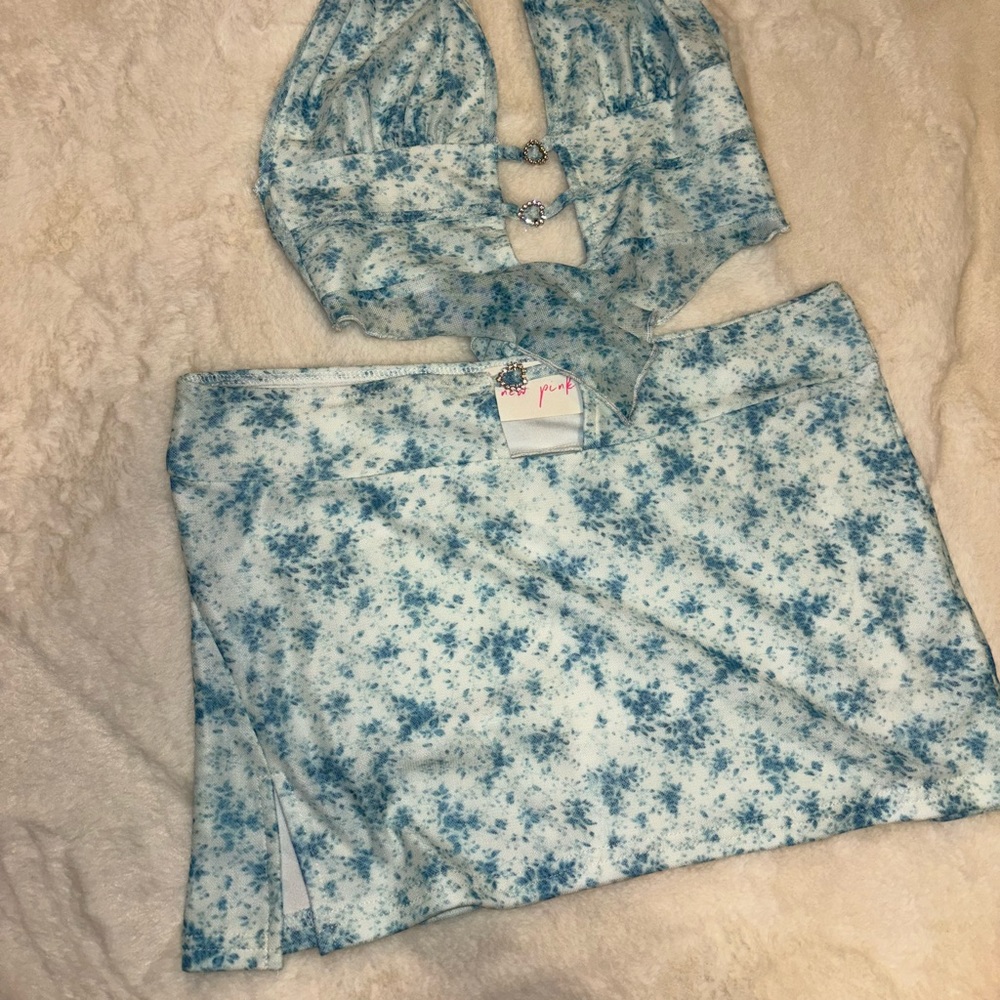 Two Piece Halter Set - Picture 2 of 2